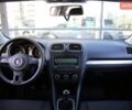 Серый Фольксваген Гольф, объемом двигателя 1.6 л и пробегом 290 тыс. км за 7500 $, фото 11 на Automoto.ua