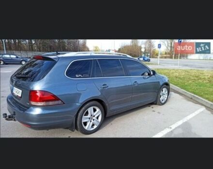 Серый Фольксваген Гольф, объемом двигателя 1.6 л и пробегом 240 тыс. км за 7800 $, фото 3 на Automoto.ua