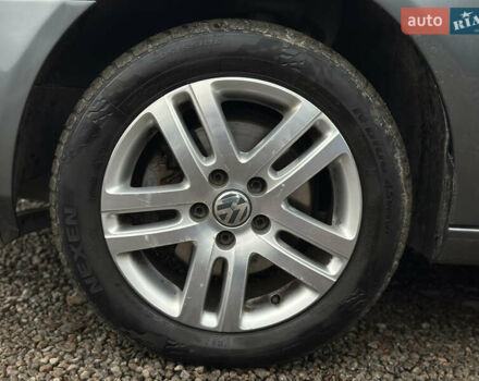Сірий Фольксваген Гольф, об'ємом двигуна 1.39 л та пробігом 214 тис. км за 7500 $, фото 55 на Automoto.ua