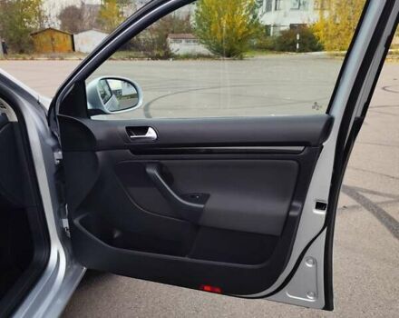 Сірий Фольксваген Гольф, об'ємом двигуна 1.4 л та пробігом 186 тис. км за 7300 $, фото 50 на Automoto.ua