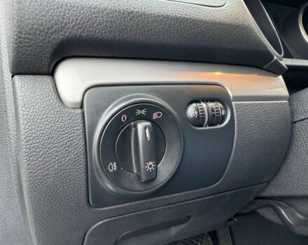 Серый Фольксваген Гольф, объемом двигателя 1.6 л и пробегом 202 тыс. км за 7500 $, фото 14 на Automoto.ua