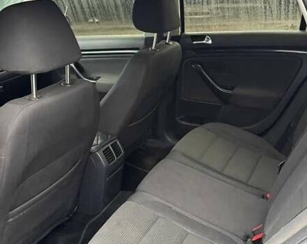 Серый Фольксваген Гольф, объемом двигателя 1.6 л и пробегом 341 тыс. км за 6900 $, фото 6 на Automoto.ua