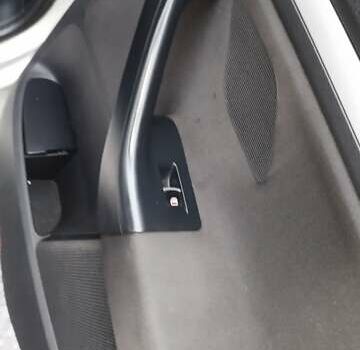 Сірий Фольксваген Гольф, об'ємом двигуна 2 л та пробігом 245 тис. км за 6400 $, фото 15 на Automoto.ua