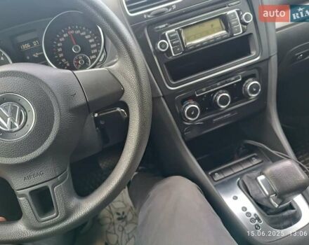 Сірий Фольксваген Гольф, об'ємом двигуна 1.6 л та пробігом 263 тис. км за 8190 $, фото 11 на Automoto.ua