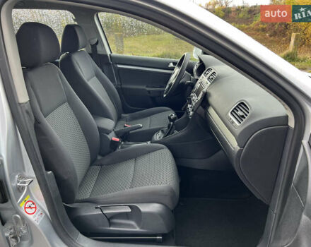 Сірий Фольксваген Гольф, об'ємом двигуна 1.6 л та пробігом 213 тис. км за 7100 $, фото 41 на Automoto.ua