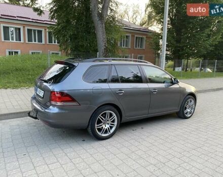Фольксваген Гольф 2010 в Хмельницком на Automoto.ua Серый Фольксваген Гольф, объемом двигателя 1.6 л и пробегом 263 тыс. км за 7200 $, фото 5 на Automoto.ua