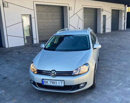 Серый Фольксваген Гольф, объемом двигателя 1.6 л и пробегом 250 тыс. км за 9600 $, фото 3 на Automoto.ua