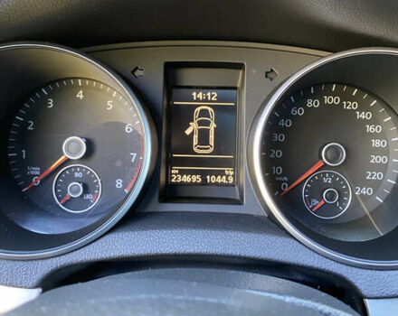 Серый Фольксваген Гольф, объемом двигателя 1.39 л и пробегом 235 тыс. км за 8500 $, фото 16 на Automoto.ua