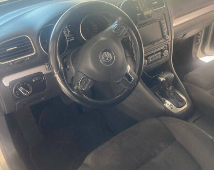 Серый Фольксваген Гольф, объемом двигателя 1.6 л и пробегом 250 тыс. км за 9600 $, фото 13 на Automoto.ua