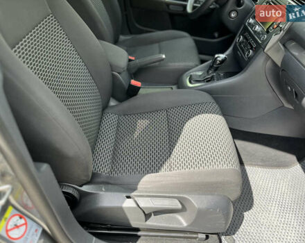 Сірий Фольксваген Гольф, об'ємом двигуна 1.6 л та пробігом 307 тис. км за 8700 $, фото 44 на Automoto.ua