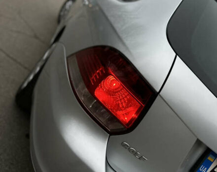 Серый Фольксваген Гольф, объемом двигателя 1.6 л и пробегом 230 тыс. км за 7300 $, фото 29 на Automoto.ua