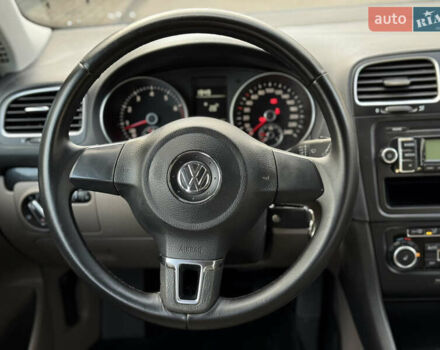 Серый Фольксваген Гольф, объемом двигателя 1.39 л и пробегом 251 тыс. км за 6800 $, фото 21 на Automoto.ua