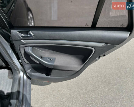 Сірий Фольксваген Гольф, об'ємом двигуна 1.6 л та пробігом 307 тис. км за 8700 $, фото 48 на Automoto.ua