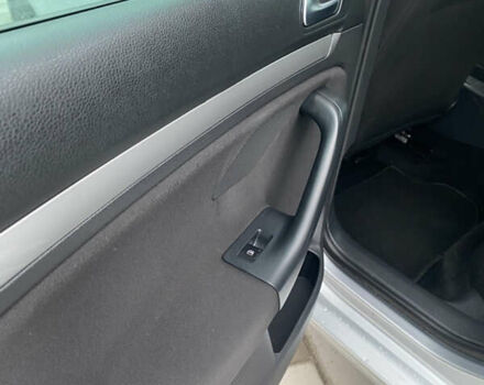 Серый Фольксваген Гольф, объемом двигателя 1.6 л и пробегом 293 тыс. км за 7750 $, фото 20 на Automoto.ua