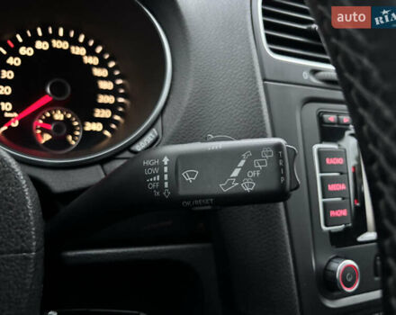 Серый Фольксваген Гольф, объемом двигателя 1.6 л и пробегом 248 тыс. км за 8099 $, фото 44 на Automoto.ua