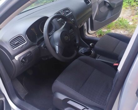 Сірий Фольксваген Гольф, об'ємом двигуна 1.2 л та пробігом 242 тис. км за 7600 $, фото 3 на Automoto.ua