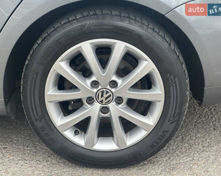 Серый Фольксваген Гольф, объемом двигателя 1.4 л и пробегом 202 тыс. км за 8799 $, фото 19 на Automoto.ua