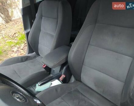 Серый Фольксваген Гольф, объемом двигателя 1.6 л и пробегом 260 тыс. км за 11000 $, фото 11 на Automoto.ua