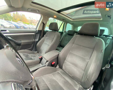 Сірий Фольксваген Гольф, об'ємом двигуна 1.6 л та пробігом 249 тис. км за 9240 $, фото 20 на Automoto.ua