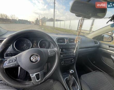 Серый Фольксваген Гольф, объемом двигателя 2 л и пробегом 340 тыс. км за 8000 $, фото 7 на Automoto.ua