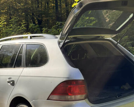 Серый Фольксваген Гольф, объемом двигателя 1.6 л и пробегом 279 тыс. км за 7800 $, фото 4 на Automoto.ua