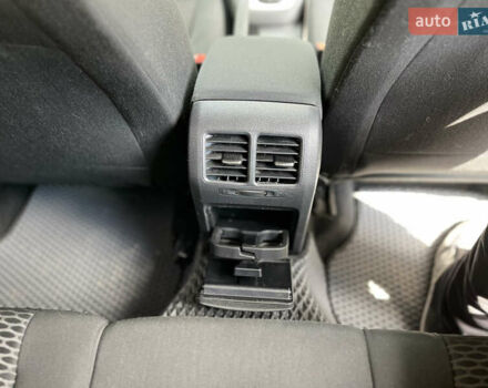 Сірий Фольксваген Гольф, об'ємом двигуна 1.6 л та пробігом 307 тис. км за 8700 $, фото 52 на Automoto.ua