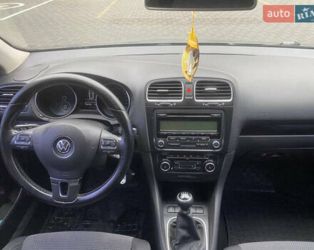 Серый Фольксваген Гольф, объемом двигателя 1.39 л и пробегом 243 тыс. км за 7799 $, фото 39 на Automoto.ua