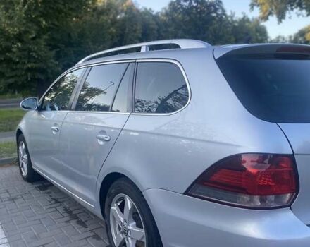 Серый Фольксваген Гольф, объемом двигателя 1.39 л и пробегом 256 тыс. км за 8000 $, фото 4 на Automoto.ua