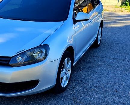 Серый Фольксваген Гольф, объемом двигателя 1.6 л и пробегом 0 тыс. км за 6588 $, фото 1 на Automoto.ua