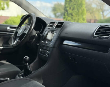 Сірий Фольксваген Гольф, об'ємом двигуна 1.6 л та пробігом 283 тис. км за 7650 $, фото 1 на Automoto.ua