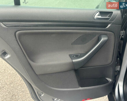 Серый Фольксваген Гольф, объемом двигателя 1.4 л и пробегом 202 тыс. км за 8799 $, фото 32 на Automoto.ua