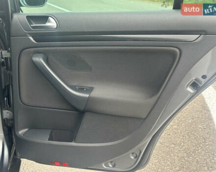 Серый Фольксваген Гольф, объемом двигателя 1.4 л и пробегом 202 тыс. км за 8799 $, фото 38 на Automoto.ua