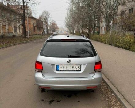Серый Фольксваген Гольф, объемом двигателя 1.6 л и пробегом 400 тыс. км за 4500 $, фото 1 на Automoto.ua