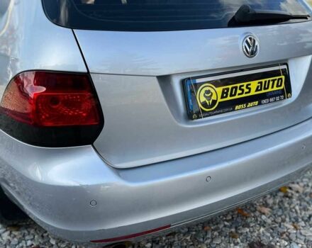 Серый Фольксваген Гольф, объемом двигателя 1.6 л и пробегом 255 тыс. км за 7500 $, фото 6 на Automoto.ua