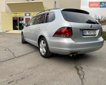 Серый Фольксваген Гольф, объемом двигателя 1.97 л и пробегом 232 тыс. км за 8600 $, фото 4 на Automoto.ua