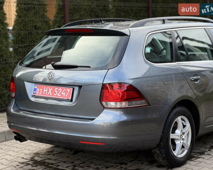 Серый Фольксваген Гольф, объемом двигателя 1.39 л и пробегом 251 тыс. км за 6800 $, фото 15 на Automoto.ua