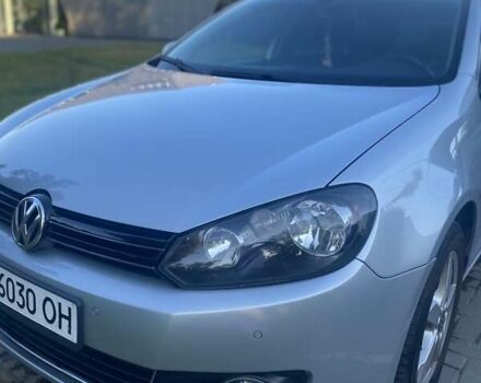 Серый Фольксваген Гольф, объемом двигателя 1.39 л и пробегом 256 тыс. км за 8000 $, фото 2 на Automoto.ua