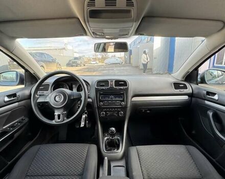 Серый Фольксваген Гольф, объемом двигателя 1.6 л и пробегом 276 тыс. км за 7600 $, фото 8 на Automoto.ua