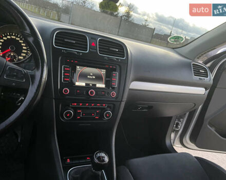 Серый Фольксваген Гольф, объемом двигателя 2 л и пробегом 221 тыс. км за 8699 $, фото 101 на Automoto.ua