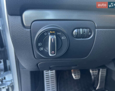 Сірий Фольксваген Гольф, об'ємом двигуна 1.6 л та пробігом 310 тис. км за 7600 $, фото 10 на Automoto.ua