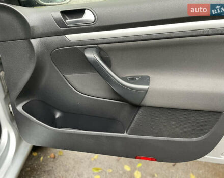 Сірий Фольксваген Гольф, об'ємом двигуна 1.6 л та пробігом 262 тис. км за 7500 $, фото 26 на Automoto.ua