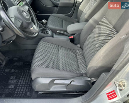 Сірий Фольксваген Гольф, об'ємом двигуна 1.6 л та пробігом 225 тис. км за 8350 $, фото 57 на Automoto.ua