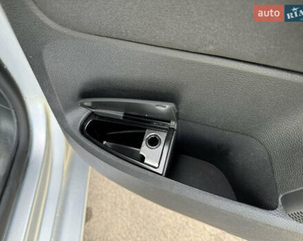 Сірий Фольксваген Гольф, об'ємом двигуна 1.6 л та пробігом 225 тис. км за 8350 $, фото 48 на Automoto.ua