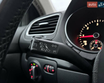 Серый Фольксваген Гольф, объемом двигателя 1.6 л и пробегом 248 тыс. км за 8099 $, фото 45 на Automoto.ua