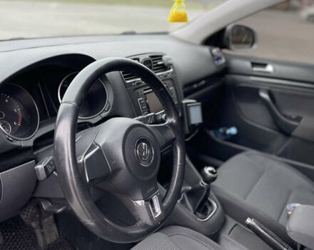 Серый Фольксваген Гольф, объемом двигателя 1.6 л и пробегом 280 тыс. км за 6000 $, фото 8 на Automoto.ua