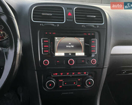 Серый Фольксваген Гольф, объемом двигателя 2 л и пробегом 221 тыс. км за 8699 $, фото 99 на Automoto.ua