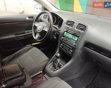 Сірий Фольксваген Гольф, об'ємом двигуна 1.6 л та пробігом 296 тис. км за 7200 $, фото 9 на Automoto.ua