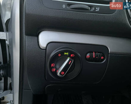 Серый Фольксваген Гольф, объемом двигателя 2 л и пробегом 221 тыс. км за 8699 $, фото 96 на Automoto.ua