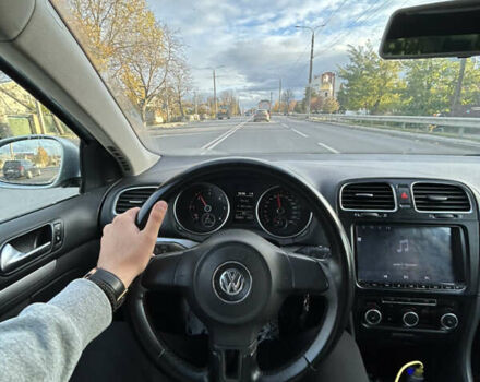 Серый Фольксваген Гольф, объемом двигателя 1.6 л и пробегом 318 тыс. км за 7599 $, фото 21 на Automoto.ua