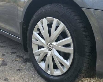 Серый Фольксваген Гольф, объемом двигателя 1.6 л и пробегом 334 тыс. км за 8799 $, фото 3 на Automoto.ua